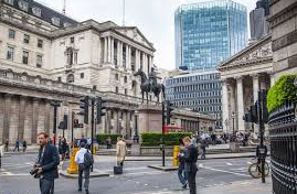 Bank of England Freezes Interest Rates Amid Inflation Concerns and Economic Uncertainty Bank of England Freezes Interest Rates Amid Inflation Concerns and Economic Uncertainty